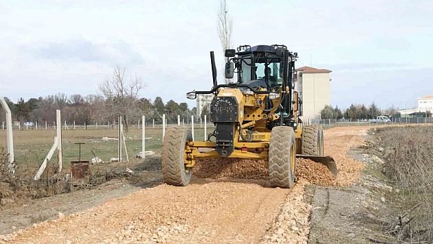 Battalgazi'de bozulan yollara alt serim çalışmasıyla yenilendi