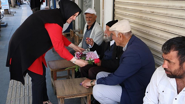 Bayram dayanışması sokaklara taştı