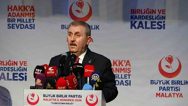 'Deprem bölgeleri ayağa kalkıyor, devletimiz güçlüdür'
