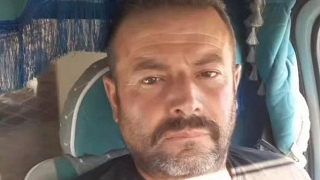 Belediye önünde kendini ateşe veren şahıs hayatını kaybetti