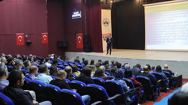 Belediye personeline etik farkındalık eğitimi düzenlendi