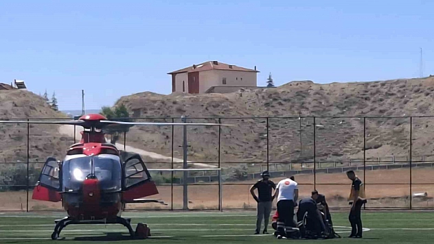Darende'de acil müdahale: Hasta ambulans helikopterle Malatya'ya taşındı