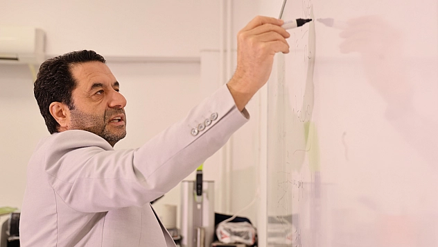 'Bilim makalede kalmamalı, ürüne dönüşmeli'