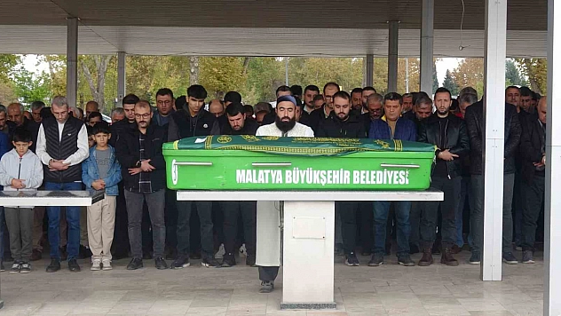 Bisiklet kazasında hayatını kaybetmişti! Orhan Çelebi Malatya'da toprağa verildi