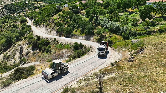 Bağköy Mahallesi'nde yol çilesi bitti!