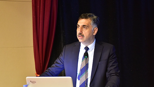 Büyükşehir çalışanlarına 'etik' anlatıldı