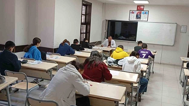 Büyükşehir'den öğrencilere ücretsiz sınav desteği!