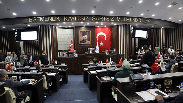 Gürkan 2 bin 700 kişiyi işe almış!