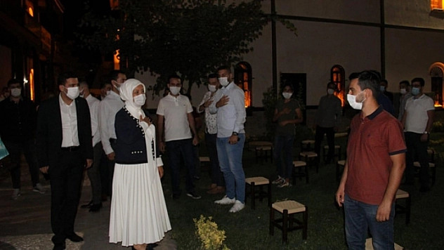 Çalık gençlerle buluştu