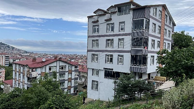 Cam temizlerken canından oluyordu