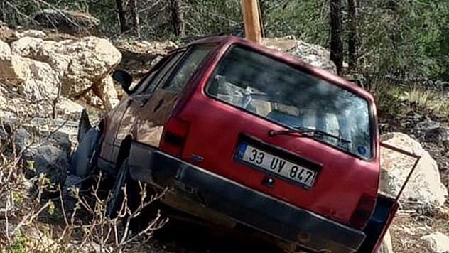 Cenazeye giderken kaza geçirip öldü
