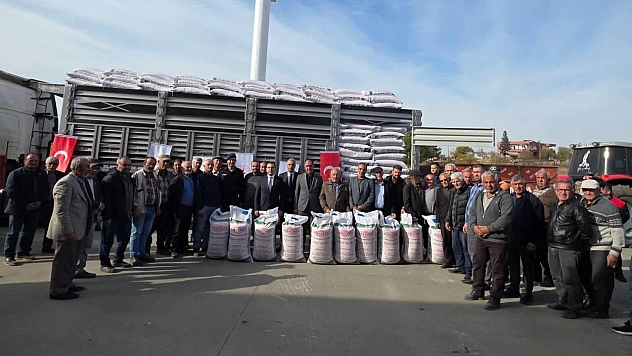 Çiftçiye 50 ton nohut tohumu dağıtıldı
