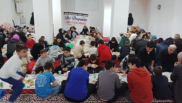 Çocuklara özel iftar programı