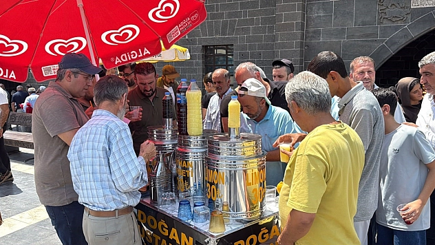 Cuma geleneği yıllardır sürüyor