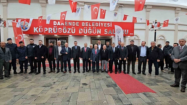 Darende'de Bayramlaşma Coşkusu: Birlik ve Kardeşlik Mesajları Verildi