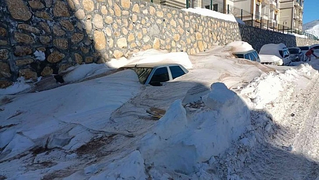 Kar kalınlığı 60 santimetreyi geçti