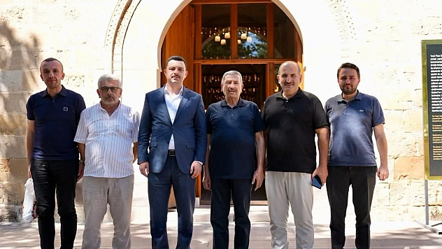 Başkan Bozkurt, eski Arsin Belediye Başkanı Gürsoy'u Darende'de ağırladı