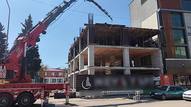 Depremde yıkılan birlik binası yeniden inşa ediliyor