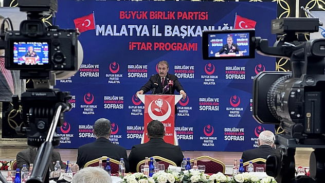 Destici'den Malatya'da esnaf vurgusu: 'İş Yerleri Aynı Şekilde Teslim Edilmeli'