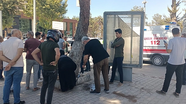 Direksiyon başında nefes borusuna ekmek kaçan sürücü hayatını kaybetti