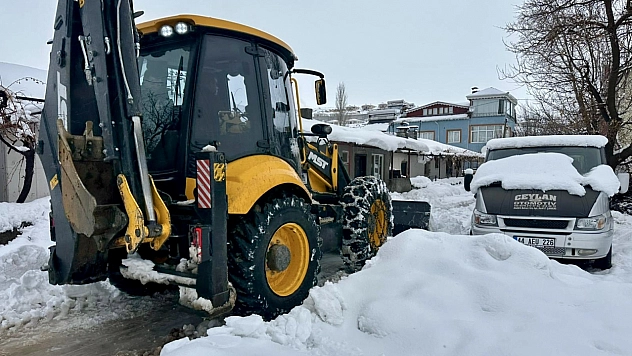İlçede kar kalınlığı 60 santimetreye ulaştı