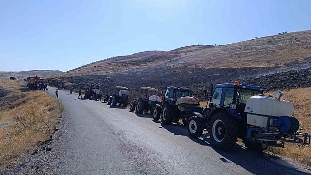 Malatya'da korkutan anız yangını: Köylüler ilaç tankerleriyle müdahale etti
