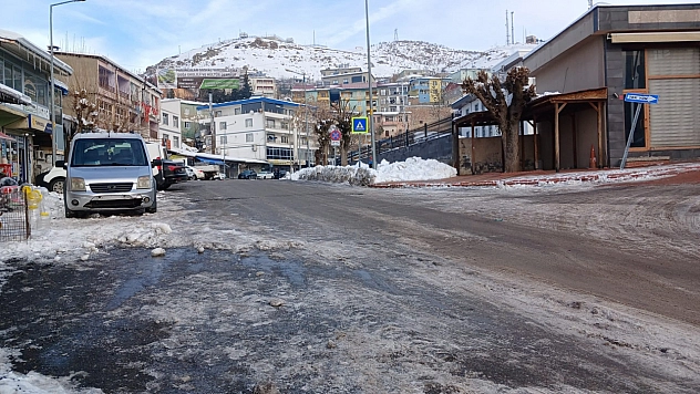 Diyarbakır buz kesti!