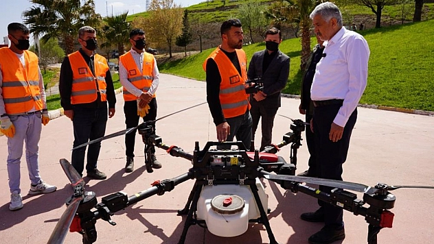 Dron destekli ilaçlama sistemi devre alındı