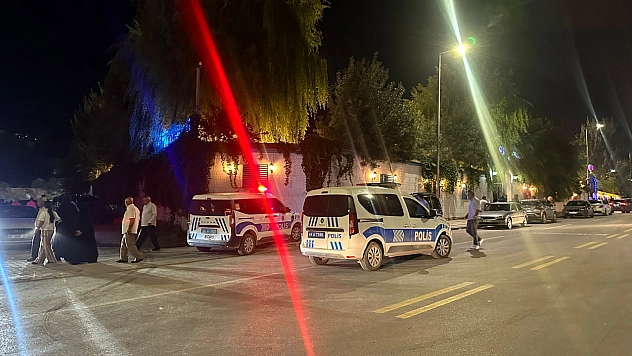 Düğünde kız erkek tarafı birbirine girdi: 4 yaralı