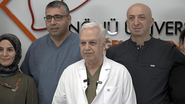 Dünyada ilk kez Malatya'da yapıldı! Tam 22 saat sürdü!