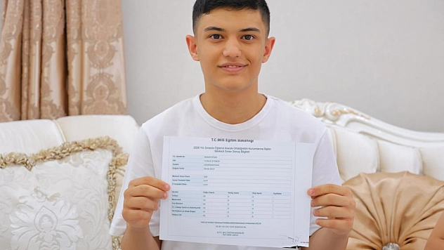 Düzenli çalıştı, 500 tam puan aldı