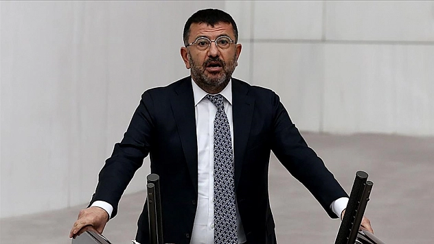 İktidar muhalefet ele ele