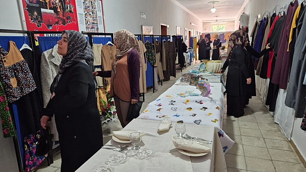 El emeği göz nuru ürünler görücüye çıktı