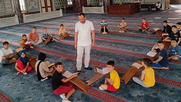 Yaz Kur'an kursu etkinlikleri sürüyor