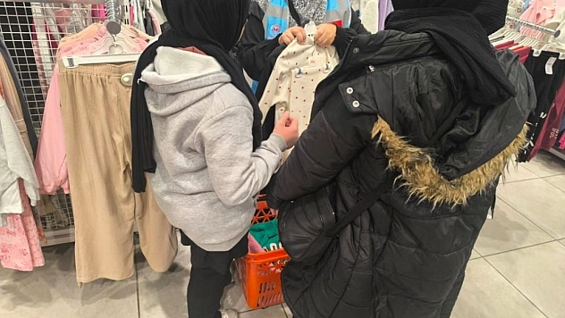 Yetim çocukların yüzü güldü