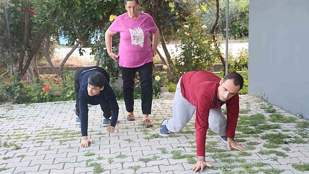 Ömrünü evladına adadı