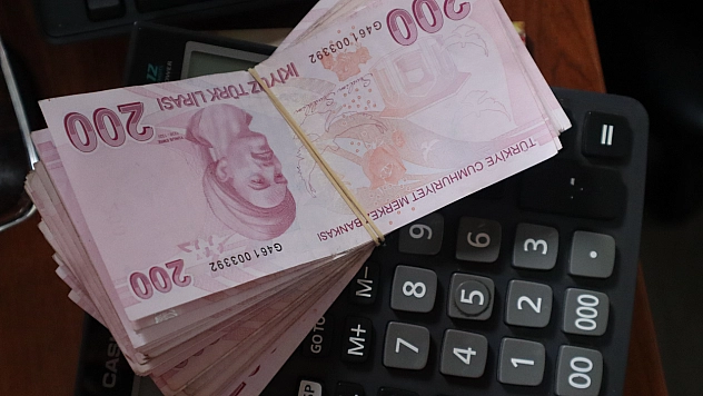Emekliler heyecanla bekliyordu| Bayram ikramiyesi belli oldu