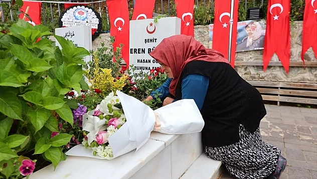 Eren Bülbül şehadetinin yıl dönümünde dualarla anıldı
