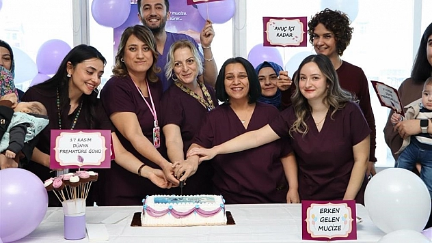 Erken doğan bebekler için kutlama!