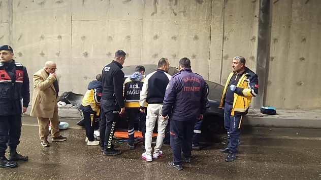 Erkenek Tüneli'nde kaza: 3 yaralı