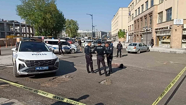 Malatya'da sokak ortasında eski eşini öldüren zanlı tutuklandı