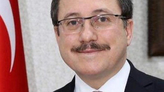 Eski Rektör Tabip Odası Başkanlığına Seçildi