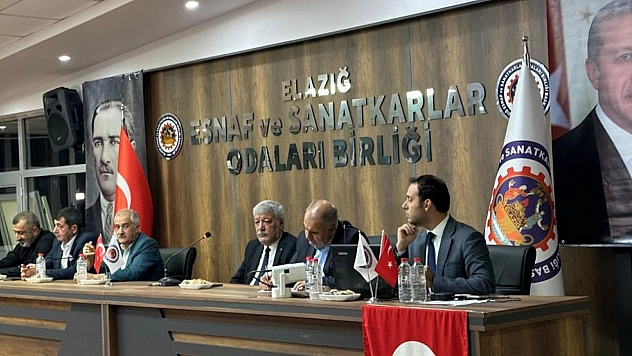 Esnaflara etiket okuryazarlığı eğitimi verildi