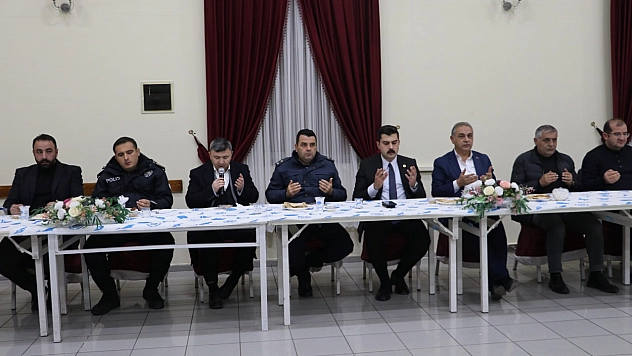 Esnaflardan Ulu Camiye bağış