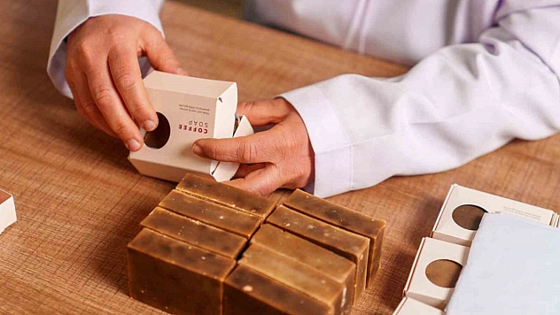 Espressolab, kadın üreticilerle atık kahveyi üretime kazandırıyor
