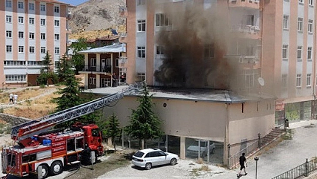 Ev hasar gördü