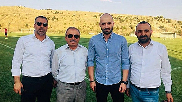 Basınla tanıştı