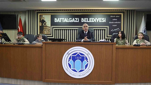 Öğrencilerden Battalgazi Belediyesine ziyaret