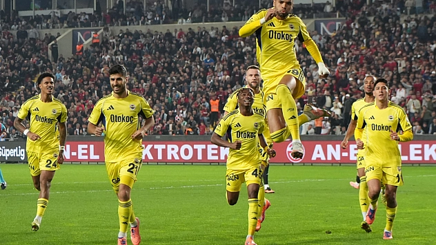 Fenerbahçe'de hedef seriyi derbide sürdürmek