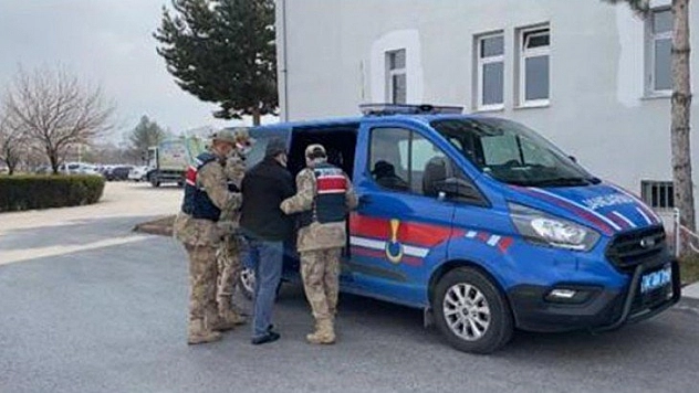Polis tutuklandı